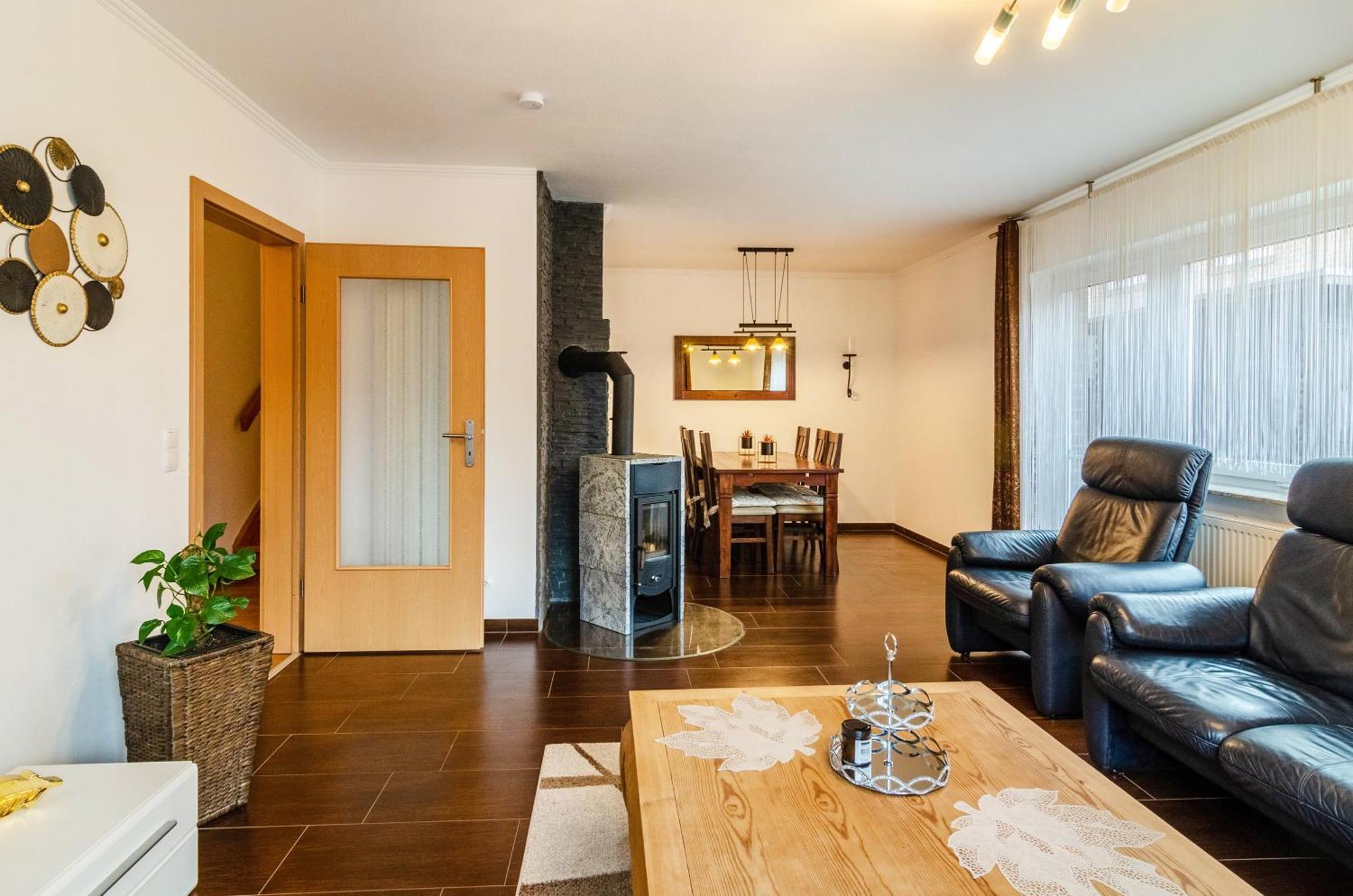 Haus Mit Garten Und Kamin Hébergement de vacances *